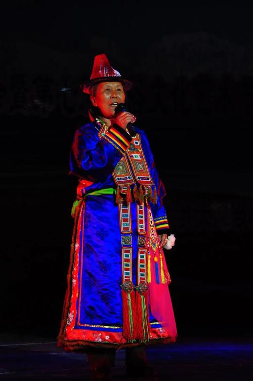 裕固族民歌